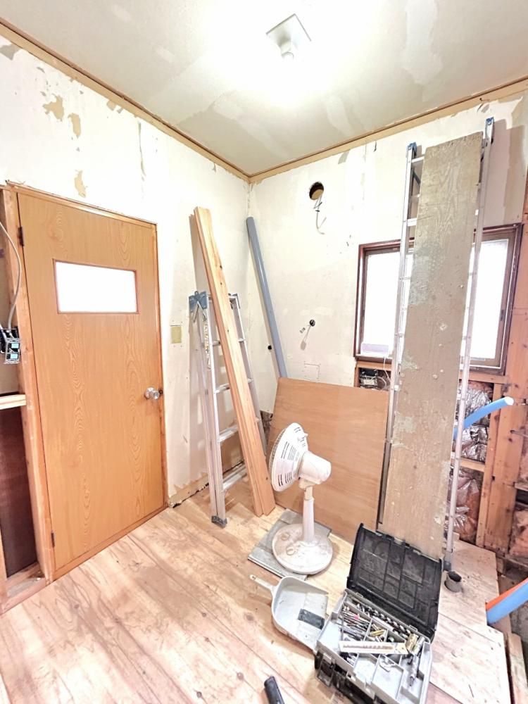 Renovated 4SLDK House in Kosaka, Akita with 3 Parking Spaces - Thumbnail 3