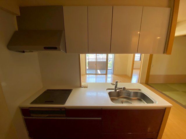 3LDK Apartment in Kitakyushu with Roof Balcony - Thumbnail 4