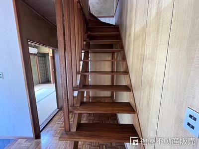 [Homes] Used detached house (Property number: 0101930-0015568) 8 minutes by bus from Kumatori Station on the JR Hanwa Line, get off at Asawaguchi, and walk 8 minutes (Kumatori-cho, Sennan-gun) — Image 2, Kumatori, Osaka