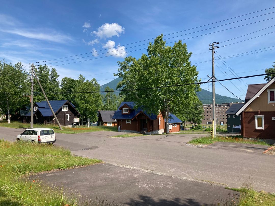 Three Log Houses for Sale in Niseko Hirafu, Hokkaido - Thumbnail 3
