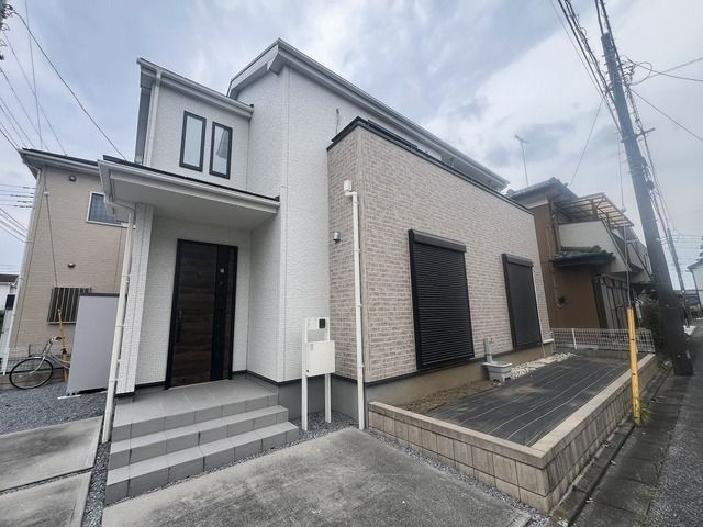 4LDK Family Home in Kounosu with Parking - Thumbnail 3