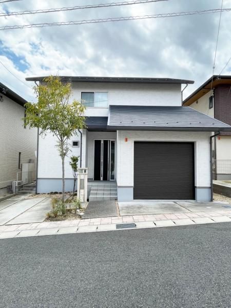 3LDK Misawa Home in Yokkaichi with Solar Power and Garage - Thumbnail 2