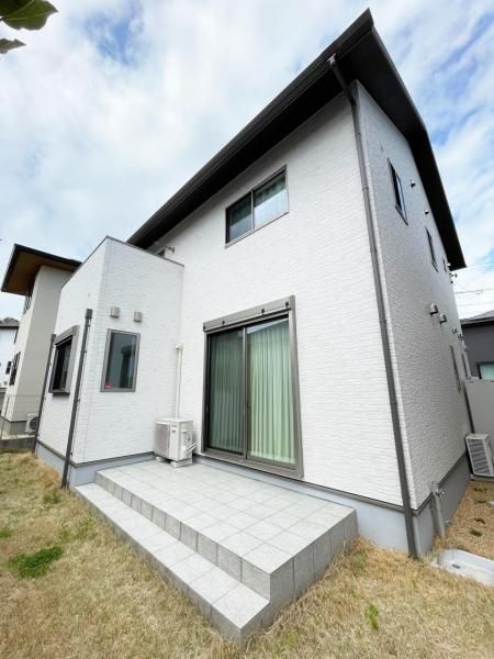3LDK Misawa Home in Yokkaichi with Solar Power and Garage - Thumbnail 3