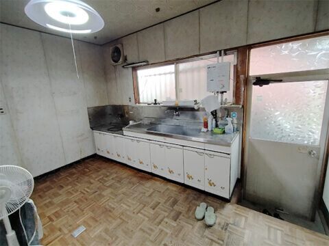 7DK House for Sale in Kawanishi Town, Nara - 150.35 sqm - Thumbnail 2