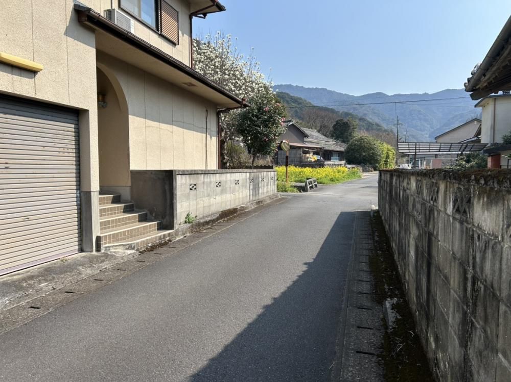 Renovated 5LDK House for Sale in Tsukumi, Oita - Thumbnail 3