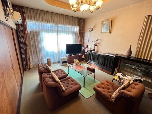 4DK Single-Story House in Kitakyushu with Large Garden - Thumbnail 3