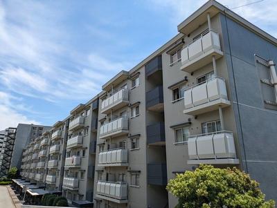 3LDK Apartment in Tsudanuma with Private Garden — Image 2, Narashino, Chiba