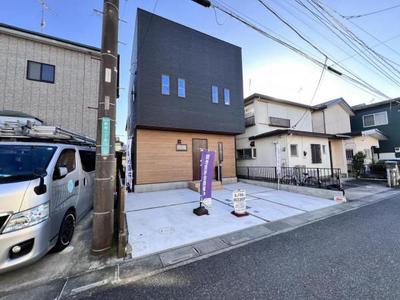 Modern 3LDK House with Solar Power in Yoshikawa Shinei — Image 1, Yoshikawa, Saitama