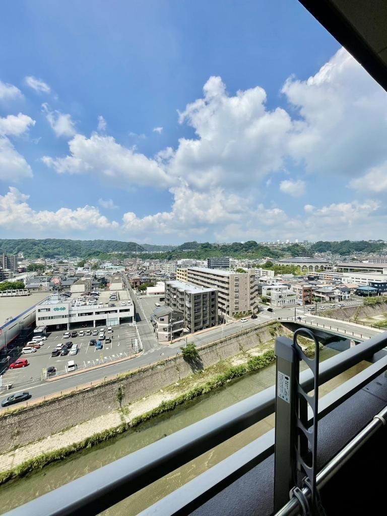 3LDK Apartment in Kagoshima City with Balcony Views - Thumbnail 4