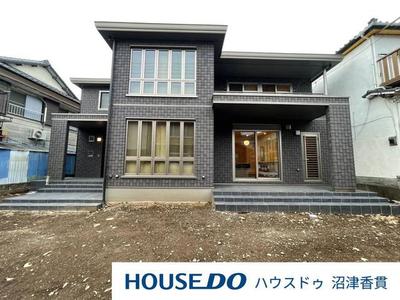 Spacious 4SLDK House in Numazu with Parking — Image 1, Numazu, Shizuoka