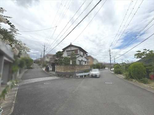 Land with House in Kyoto's Katsurazaka - Hilltop Views & Conservation Area - Thumbnail 3