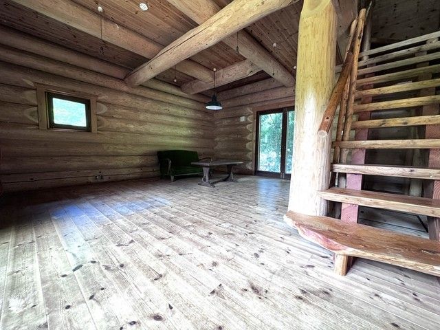 Authentic Log House on 228-Tsubo Land in Kiyokawa - Thumbnail 4