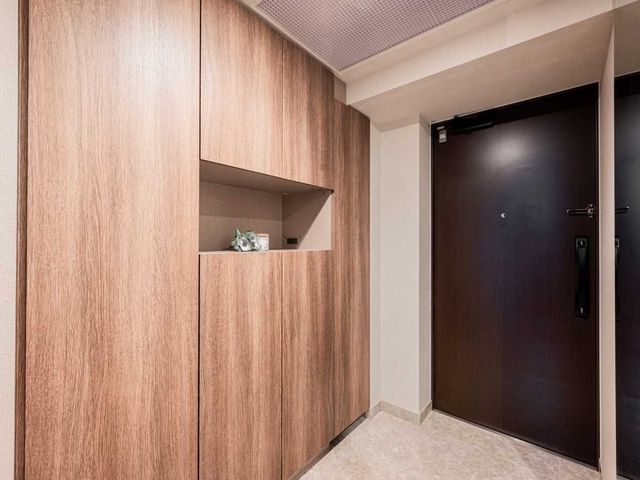 3LDK Apartment for Sale in Koto City, Tokyo - 74.56m2 - Thumbnail 2