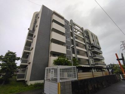 3LDK Apartment Near Imaike Station in Kitakyushu — Image 1, Yahatanishi, Fukuoka