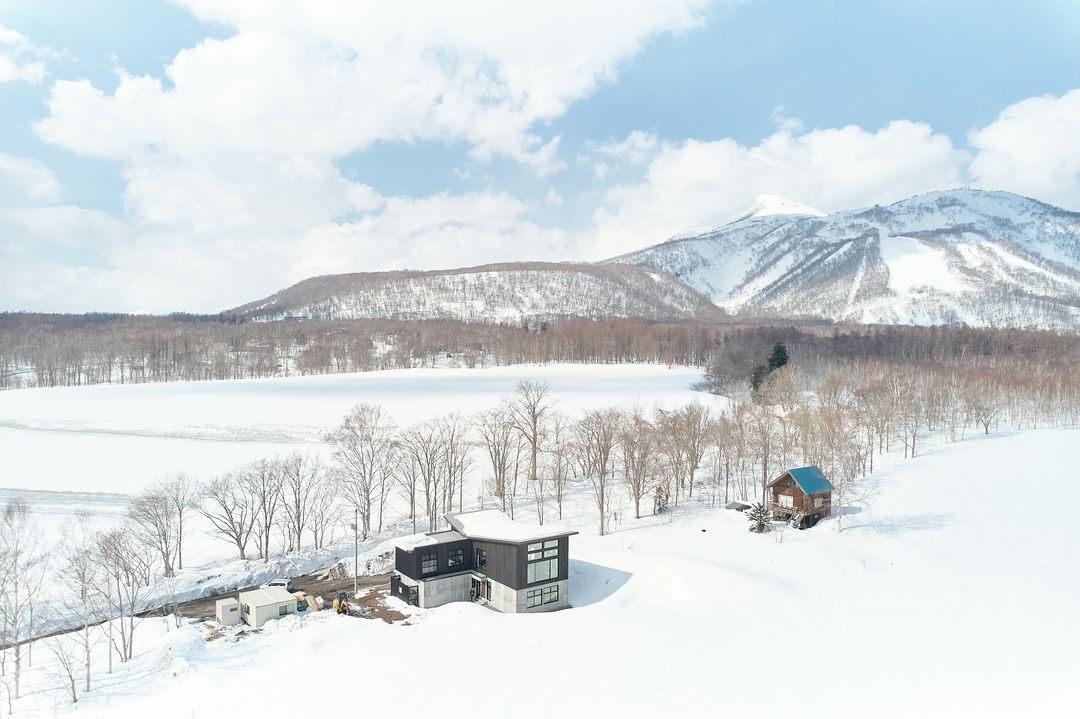 New 4-Bedroom Villa in Niseko, Hokkaido for Sale - Thumbnail 3