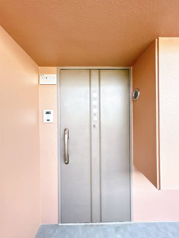 Renovated 3LDK Apartment for Sale in Nagasaki City - Thumbnail 4
