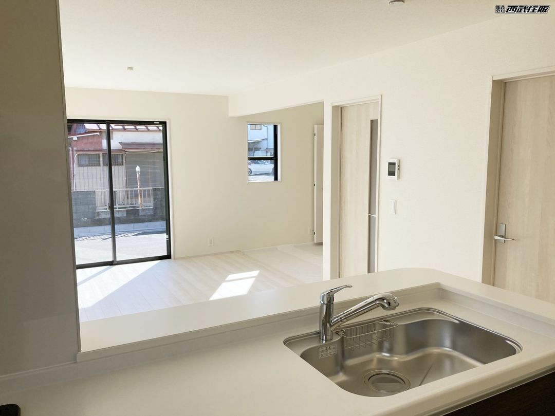New 4LDK House for Sale in Akiruno, Tokyo with Parking - Thumbnail 3