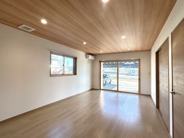 3SLDK Detached House for Sale in Chino, Nagano - Thumbnail 3