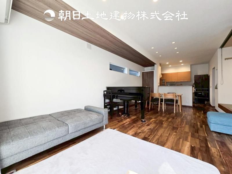 2LDK Designer Home for Sale in Nerima, Tokyo - Thumbnail 4