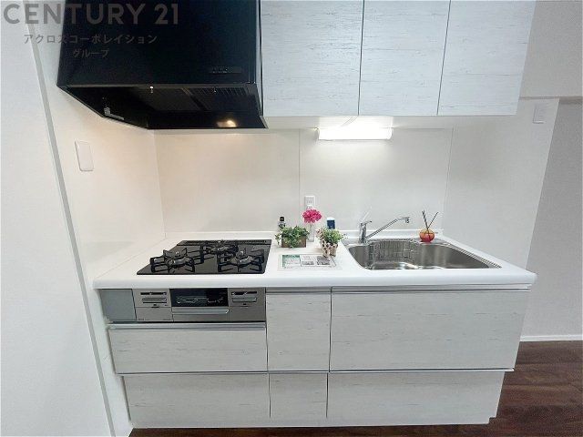 3LDK Apartment Near Koshien Station in Nishinomiya - Thumbnail 3