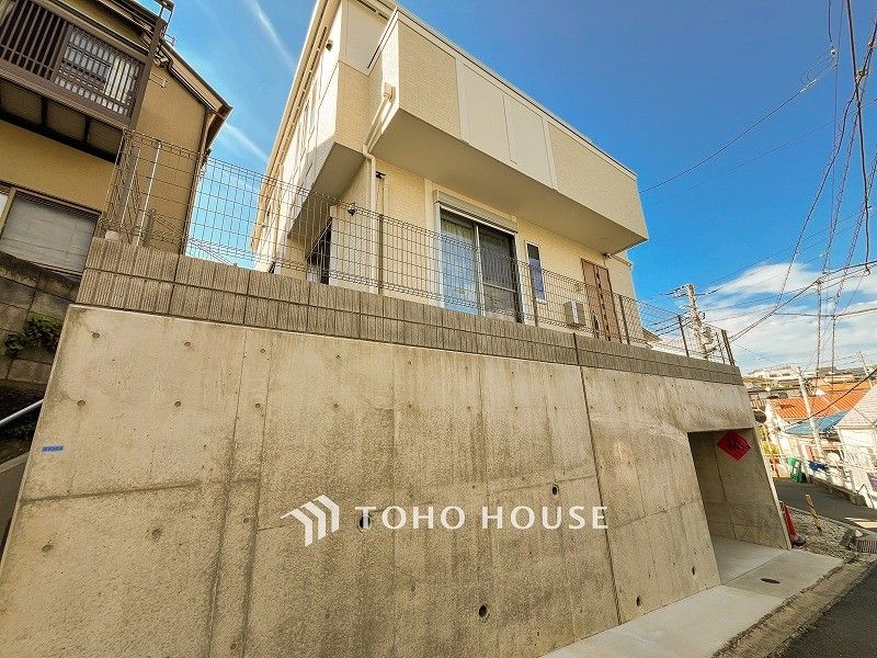 Modern 3LDK House with Underground Parking in Yokohama Minami Ward - Thumbnail 4