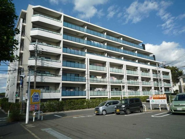 Impress Aoba Eda 3LDK Apartment for Sale in Yokohama - Thumbnail 3