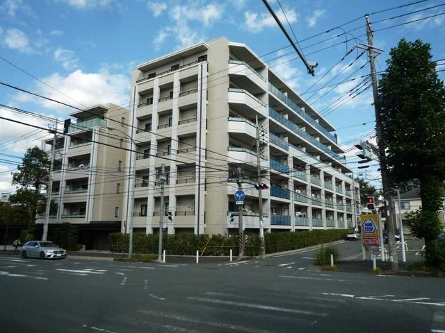 Impress Aoba Eda 3LDK Apartment for Sale in Yokohama - Thumbnail 4