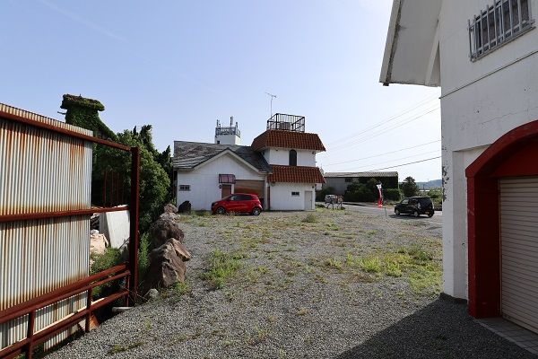 Land with Old Building for Sale in Hirogawa, Wakayama - Thumbnail 3