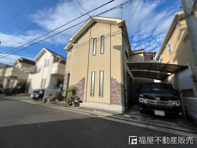 4LDK House in Izumiotsu - Solar Panels & Carport - Thumbnail 3