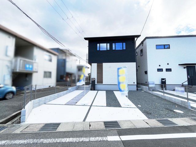 New 3LDK House in Himeji, Hyogo | 86.11 sqm - Thumbnail 2