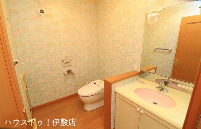 6LDK Family Home in Kagoshima's North River Hills Neighborhood - Thumbnail 3
