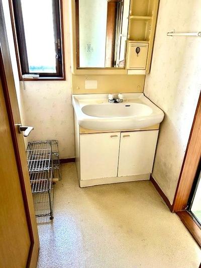 4LDK House in Ryugasaki with Garden and Parking — Image 4, Ryugasaki, Ibaraki