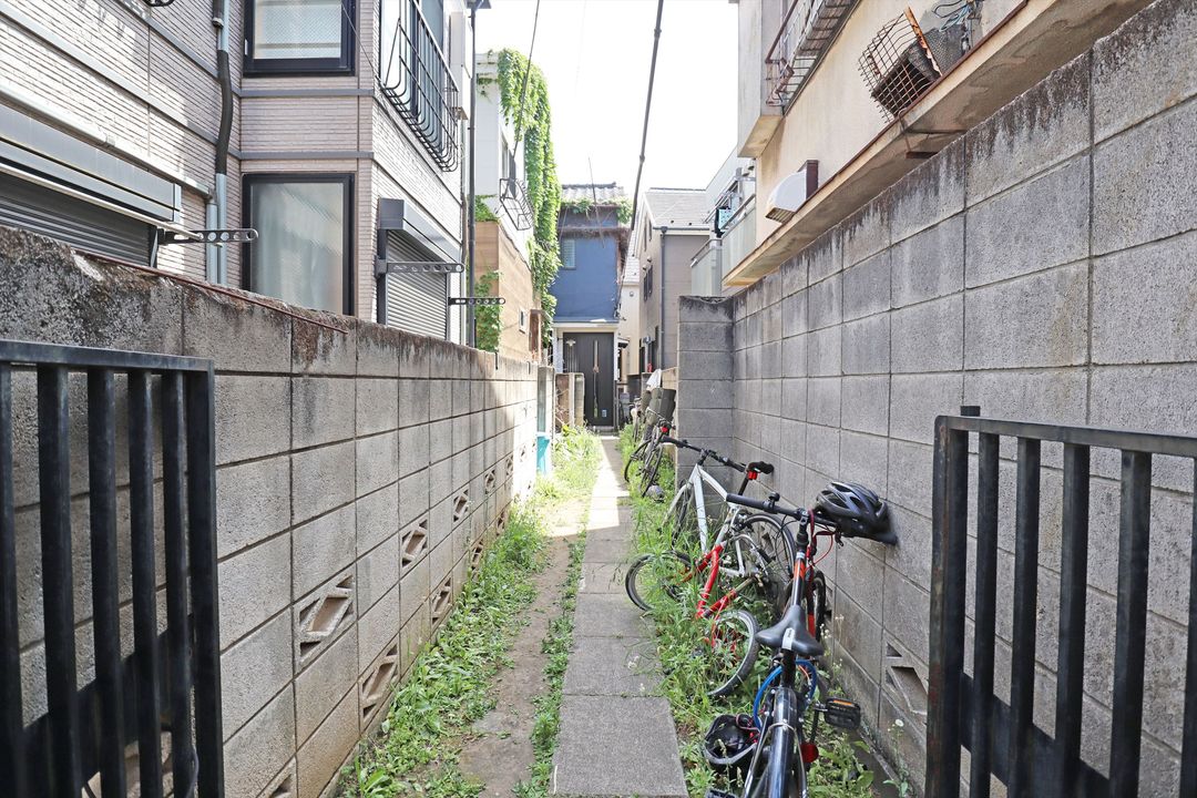 Renovated 6DK House in Setagaya Near Meidaimae Station - Thumbnail 2