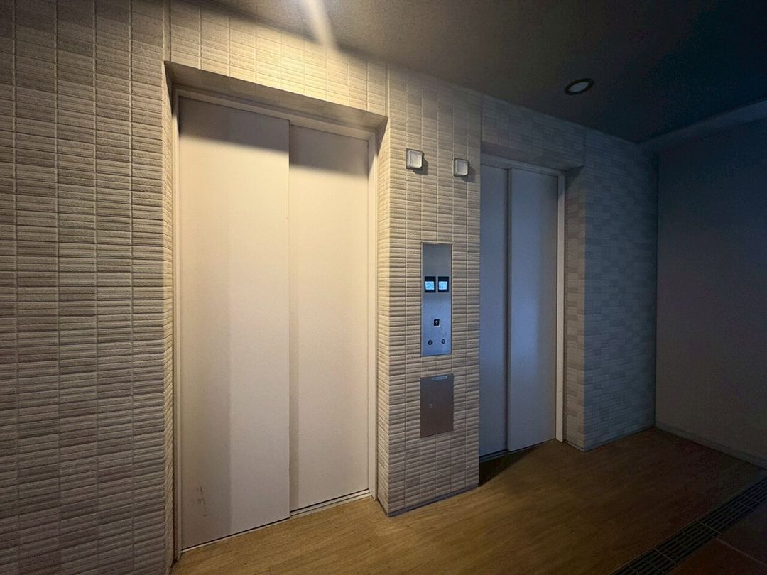 3LDK Apartment for Sale in Minamisuna, Koto City, Tokyo - Thumbnail 2
