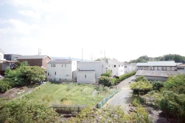 4LDK Family House in Seto City, Aichi | South-Facing Rooms & Garden - Thumbnail 4