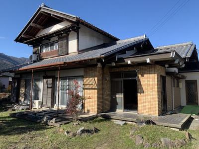 Traditional 7DK House with Large Land in Ikeda-cho, Gifu — Image 2, Ikeda, Gifu