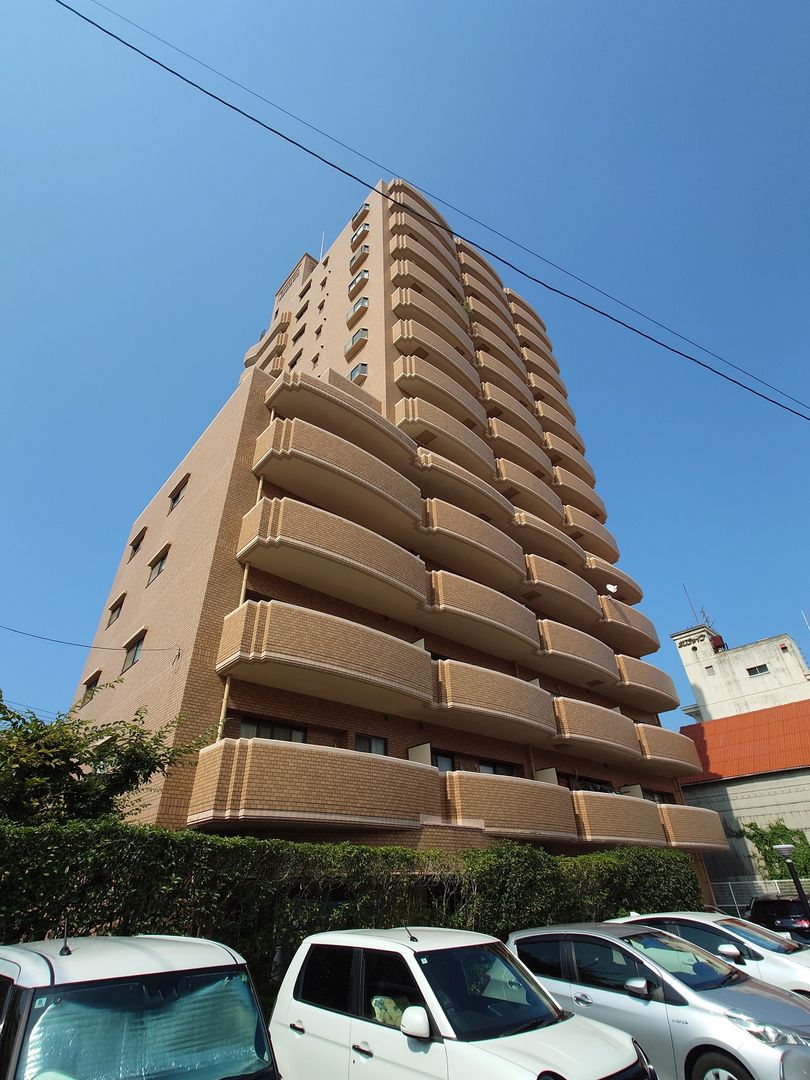 3DK Apartment in Niihama City Ehime Prefecture - Thumbnail 2