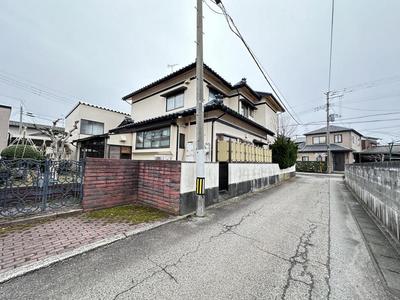 [Homes] Used detached house (Property number: 0147170-0000035) 22 minutes walk from Shibata Station on the JR Uetsu Main Line (Shibata City) — Image 1, Shibata, Niigata