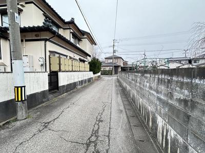 [Homes] Used detached house (Property number: 0147170-0000035) 22 minutes walk from Shibata Station on the JR Uetsu Main Line (Shibata City) — Image 4, Shibata, Niigata