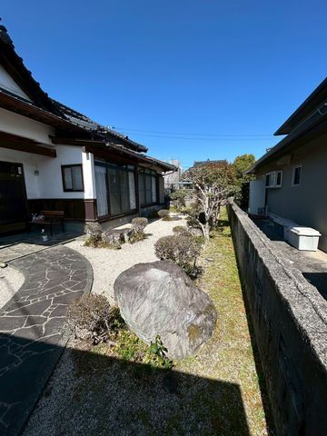 5SLDK House for Sale in Yukuhashi, Fukuoka - Thumbnail 2