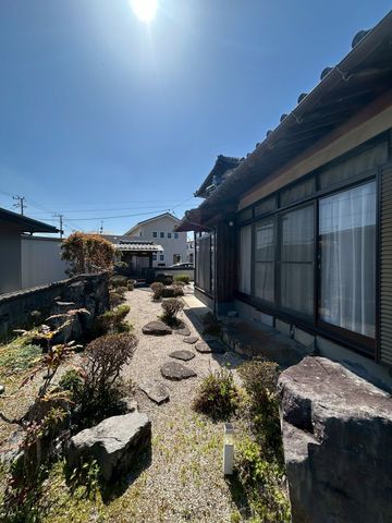 5SLDK House for Sale in Yukuhashi, Fukuoka - Thumbnail 4