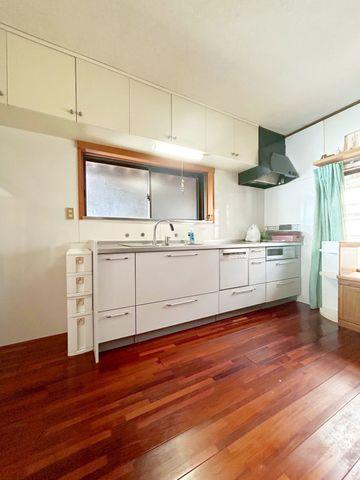 5SLDK House for Sale in Yukuhashi, Fukuoka — Image 4, Yukuhashi, Fukuoka