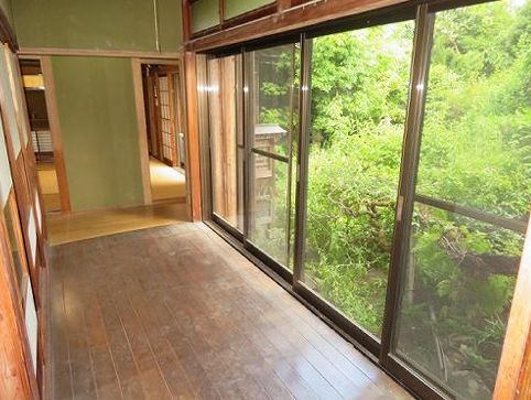 Traditional 5DK House with Garden Near Usuki Station, Oita - Thumbnail 4