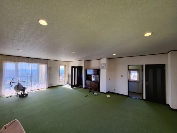 7LDK House in Hakodate with Mountain Views | 328.86㎡ - Thumbnail 3