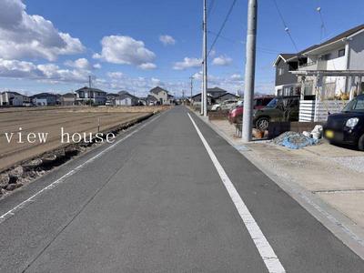 4SLDK House in Isezaki with 3 Parking Spaces — Image 1, Isesaki, Gunma