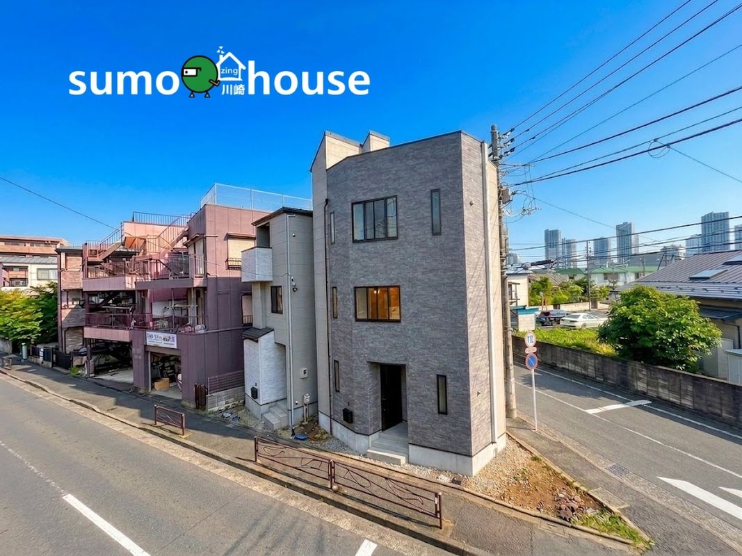 New 3LDK Detached House in Nakahara-ku, Kawasaki with Rooftop Balcony - Thumbnail 2