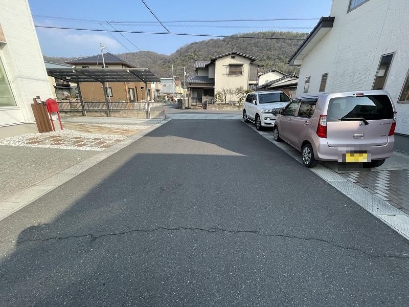4LDK House in Okayama with Parking for 2 Cars - Thumbnail 3