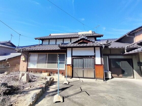 Island Home with Farmland in Mihara, Hiroshima - 7DK House - Thumbnail 2