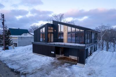 Etsuzan 5-Bedroom Alpine Luxury Villa in North Hills Hanazono Niseko — House, Kutchan, Hokkaido