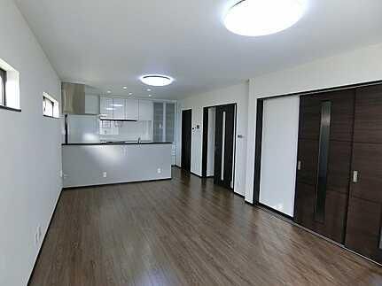 4LDK House for Sale in Kabe, Hiroshima City - Thumbnail 3
